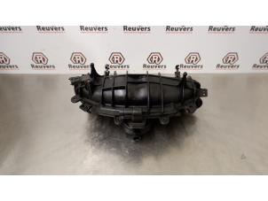 Usados Colector de admisión Volvo V60 I (FW/GW) 1.6 T3 16V Precio € 75,00 Norma de margen ofrecido por Autorecycling Reuvers B.V.