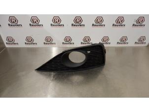 Used Cover plate fog light, left Seat Ibiza ST (6J8) 1.2 TDI Ecomotive Price € 10,00 Margin scheme offered by Autorecycling Reuvers B.V.