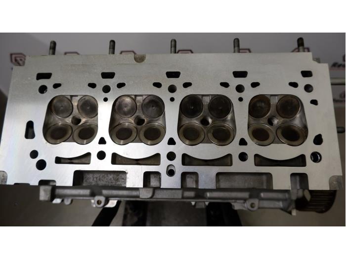 Cylinder head from a Renault Scénic I (JA)  2000