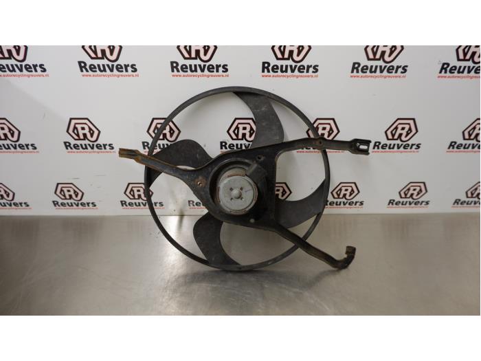 Begagnade Fläktmotor Citroen C2 (JM) 1.4 Pris € 30,00 Marginaltabell erbjuds av Autorecycling Reuvers B.V.