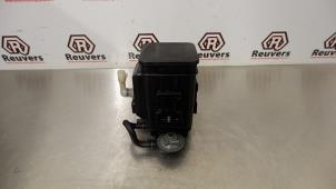 Used Carbon filter Honda Jazz (GD/GE2/GE3) 1.3 i-Dsi Price € 25,00 Margin scheme offered by Autorecycling Reuvers B.V.