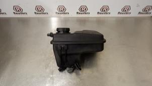 Used Expansion vessel BMW 5 serie Touring (E61) 525d 24V Price € 20,00 Margin scheme offered by Autorecycling Reuvers B.V.