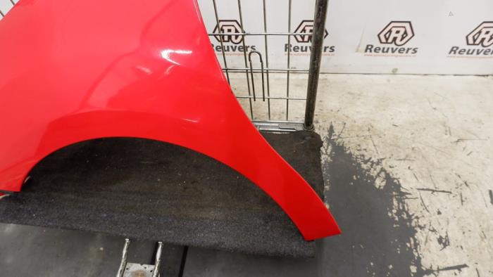 Front wing, left from a Citroën DS3 (SA) 1.6 e-HDi 2012
