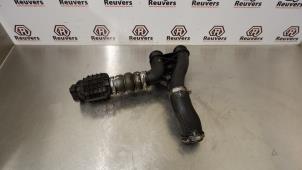 Intercooler Rohr van een Citroën DS3 (SA) 1.6 e-HDi 2012