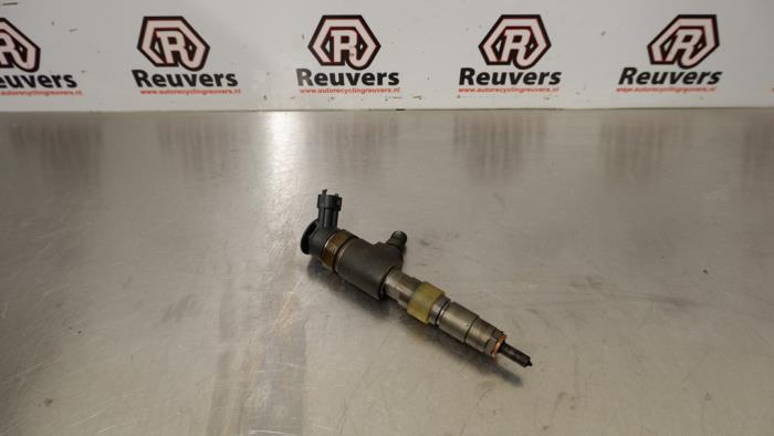 Usagé Injecteurs Citroen DS3 (SA) 1.6 e-HDi Prix € 50,00 Règlement à la marge proposé par Autorecycling Reuvers B.V.