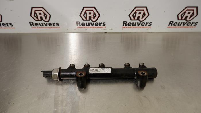 Gebrauchte Kraftstoffverteiler Citroen DS3 (SA) 1.6 e-HDi Preis € 40,00 Margenregelung angeboten von Autorecycling Reuvers B.V.
