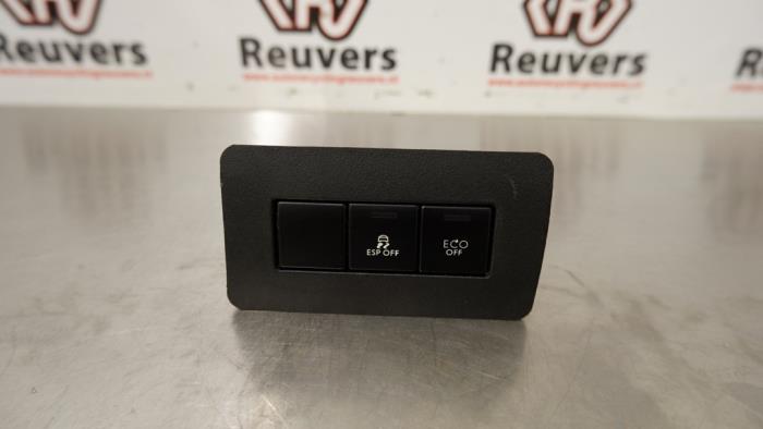 Używane Przelacznik ESP Citroen DS3 (SA) 1.6 e-HDi Cena € 15,00 Procedura marży oferowane przez Autorecycling Reuvers B.V.