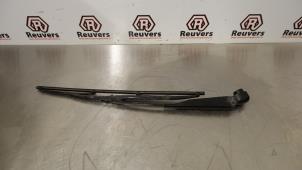 Used Rear wiper arm Opel Combo 1.3 CDTI 16V ecoFlex Price € 15,00 Margin scheme offered by Autorecycling Reuvers B.V.