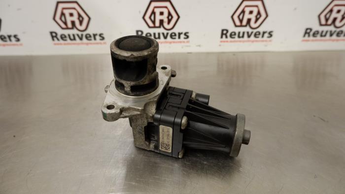 Usagé Valve RGE Opel Combo 1.3 CDTI 16V ecoFlex Prix € 40,00 Règlement à la marge proposé par Autorecycling Reuvers B.V.
