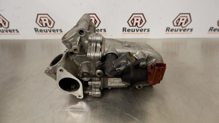Usagé Refroidisseur RGE Opel Combo 1.3 CDTI 16V ecoFlex Prix € 30,00 Règlement à la marge proposé par Autorecycling Reuvers B.V.