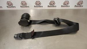 Used Rear seatbelt, left Peugeot 308 SW (4E/H) 1.6 VTI 16V Price € 30,00 Margin scheme offered by Autorecycling Reuvers B.V.