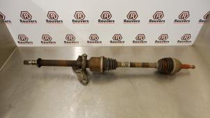 Used Front drive shaft, right Renault Clio III (BR/CR) 1.5 dCi 85 Price € 35,00 Margin scheme offered by Autorecycling Reuvers B.V.