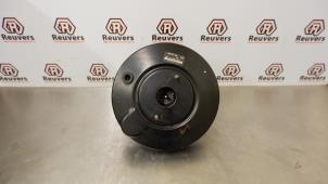 Used Brake servo Renault Clio III (BR/CR) 1.5 dCi 85 Price € 50,00 Margin scheme offered by Autorecycling Reuvers B.V.