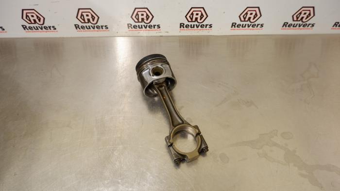 Used Piston Volkswagen Polo V (6R) 1.2 TDI 12V BlueMotion Price € 50,00 Margin scheme offered by Autorecycling Reuvers B.V.