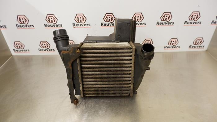 Usados Intercooler Renault Twingo II (CN) 1.5 dCi 90 FAP Precio € 30,00 Norma de margen ofrecido por Autorecycling Reuvers B.V.