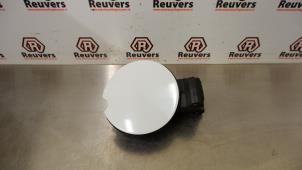 Used Tank cap cover Renault Twingo II (CN) 1.5 dCi 90 FAP Price € 20,00 Margin scheme offered by Autorecycling Reuvers B.V.