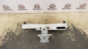 Used Lock plate Renault Twingo II (CN) 1.5 dCi 90 FAP Price € 35,00 Margin scheme offered by Autorecycling Reuvers B.V.