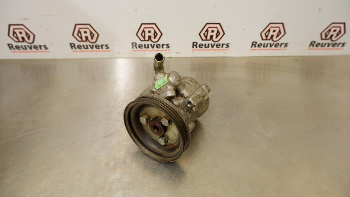 Usagé Pompe de direction Fiat Fiorino (225) 1.3 JTD 16V Multijet Prix € 35,00 Règlement à la marge proposé par Autorecycling Reuvers B.V.