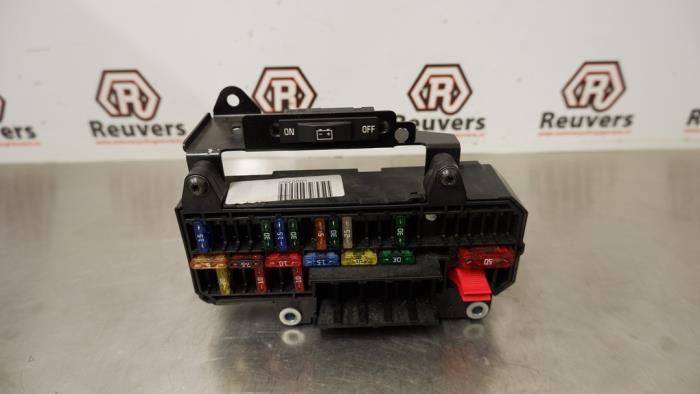 Fuse box BMW 7 serie 745i,Li 4.4 V8 32V - 6113690058301 ORIGINEEL