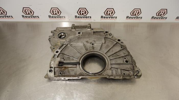 Usagé Couvercle de distribution BMW 1 serie (E81) 118d 16V Prix € 50,00 Règlement à la marge proposé par Autorecycling Reuvers B.V.
