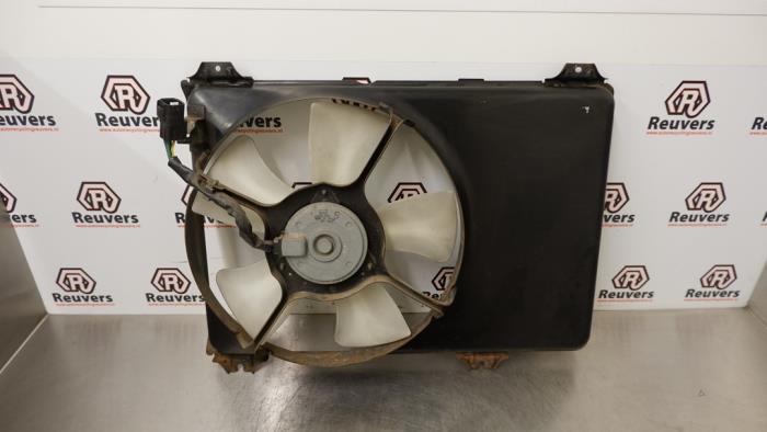 Motor de aleta de refrigeración de un Suzuki Swift (ZA/ZC/ZD1/2/3/9) 1.5 VVT 16V 2005
