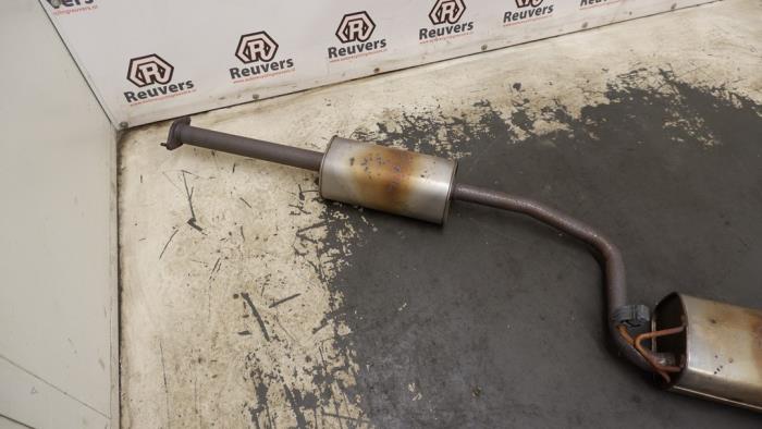 Exhaust central + rear silencer from a Ford Focus 3 Wagon 1.0 Ti-VCT EcoBoost 12V 100 2013