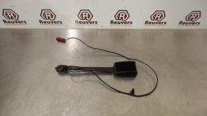Used Front seatbelt buckle, left Ford Focus 3 Wagon 1.0 Ti-VCT EcoBoost 12V 100 Price € 15,00 Margin scheme offered by Autorecycling Reuvers B.V.