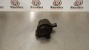 Used Additional water pump Renault Twingo III (AH) 0.9 Energy TCE 90 12V Price € 30,00 Margin scheme offered by Autorecycling Reuvers B.V.