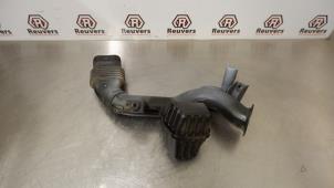 Used Air intake hose Renault Twingo III (AH) 0.9 Energy TCE 90 12V Price € 20,00 Margin scheme offered by Autorecycling Reuvers B.V.