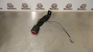Used Rear seatbelt buckle, right Renault Twingo III (AH) 0.9 Energy TCE 90 12V Price € 15,00 Margin scheme offered by Autorecycling Reuvers B.V.