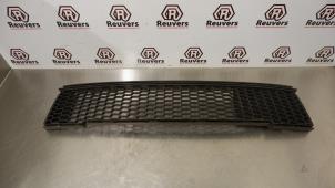 Used Bumper grille Fiat 500 (312) 1.4 16V Price € 20,00 Margin scheme offered by Autorecycling Reuvers B.V.