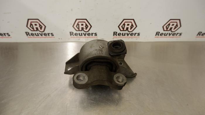 Used Engine mount Opel Corsa D 1.2 16V Price € 20,00 Margin scheme offered by Autorecycling Reuvers B.V.