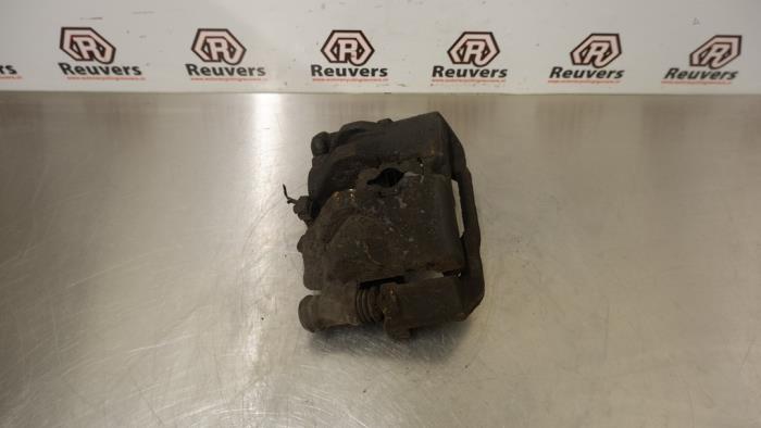 Gebrauchte Bremszange rechts vorne Iveco New Daily III 35C12V,S12V Preis € 40,00 Margenregelung angeboten von Autorecycling Reuvers B.V.