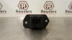 Used Heater resistor plug Honda Civic (FK/FN) 1.4 i-Dsi Price € 20,00 Margin scheme offered by Autorecycling Reuvers B.V.