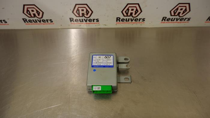 Usagé Module (divers) Mitsubishi Pajero Pinin (H6/H7) 1.8 GDI 16V 3-drs. Prix € 25,00 Règlement à la marge proposé par Autorecycling Reuvers B.V.