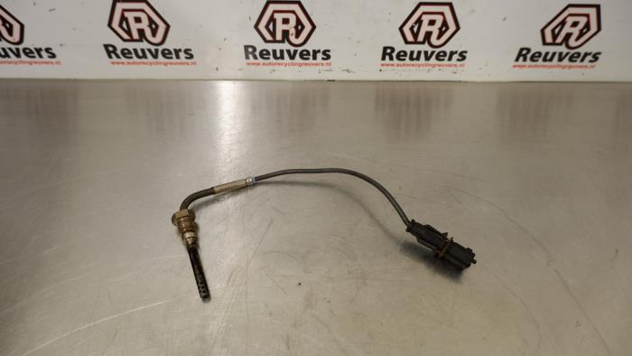 Usagé Sensor température d’échappement Opel Insignia 2.0 CDTI 16V 160 Ecotec Prix € 25,00 Règlement à la marge proposé par Autorecycling Reuvers B.V.