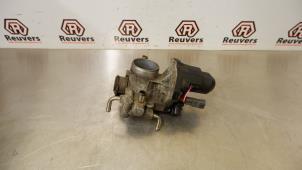 Used Throttle body Toyota Prius (NHW20) 1.5 16V Price € 60,00 Margin scheme offered by Autorecycling Reuvers B.V.