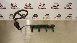Used Fuel injector nozzle Toyota Prius (NHW20) 1.5 16V Price € 50,00 Margin scheme offered by Autorecycling Reuvers B.V.