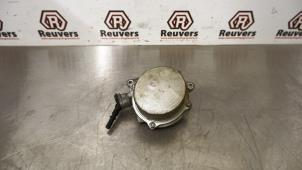 Used Vacuum pump (petrol) Peugeot 207 SW (WE/WU) 1.6 16V Price € 50,00 Margin scheme offered by Autorecycling Reuvers B.V.