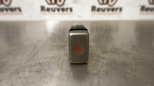 Used Panic lighting switch Subaru Forester (SG) 2.0 16V X Price € 15,00 Margin scheme offered by Autorecycling Reuvers B.V.