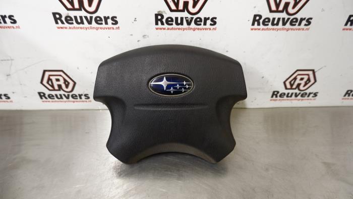 Left airbag (steering wheel) from a Subaru Forester (SG) 2.0 16V X 2003