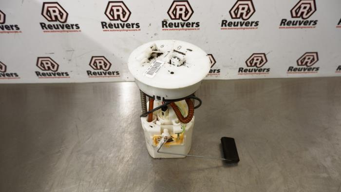 Gebrauchte Kraftstoffpumpe Elektrisch Opel Agila (B) 1.2 16V Preis € 25,00 Margenregelung angeboten von Autorecycling Reuvers B.V.
