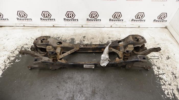 Usados Subchasis Ford Focus 3 1.0 Ti-VCT EcoBoost 12V 100 Precio € 75,00 Norma de margen ofrecido por Autorecycling Reuvers B.V.