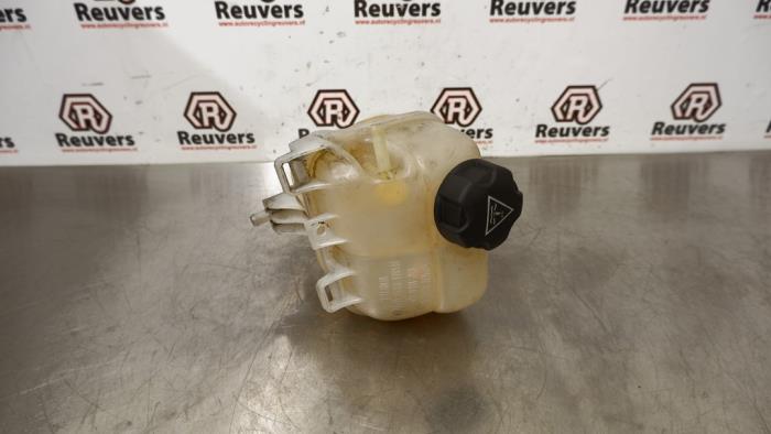Begagnade Expansionskärl Mini Mini (R56) 1.6 16V Cooper Pris € 25,00 Marginaltabell erbjuds av Autorecycling Reuvers B.V.