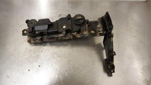 Used Rocker cover Citroen Berlingo 1.6 BlueHDI 75 Price € 35,00 Margin scheme offered by Autorecycling Reuvers B.V.