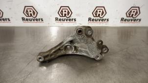 Used Air conditioning bracket Peugeot 3008 I (0U/HU) 1.6 16V THP 155 Price € 20,00 Margin scheme offered by Autorecycling Reuvers B.V.