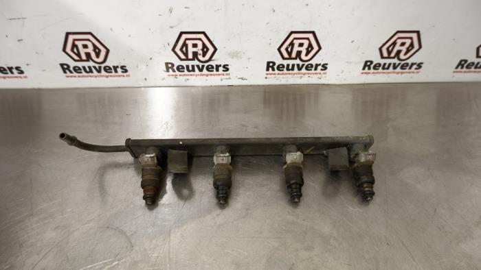 Usagé Système d'injection Mitsubishi Colt (Z2/Z3) 1.3 16V Prix € 50,00 Règlement à la marge proposé par Autorecycling Reuvers B.V.