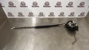 Used Door lock mechanism 2-door, right Mitsubishi Colt (Z2/Z3) 1.3 16V Price € 35,00 Margin scheme offered by Autorecycling Reuvers B.V.