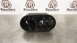 Used Light switch Lada Kalina (1119) 1.6 Price on request offered by Autorecycling Reuvers B.V.