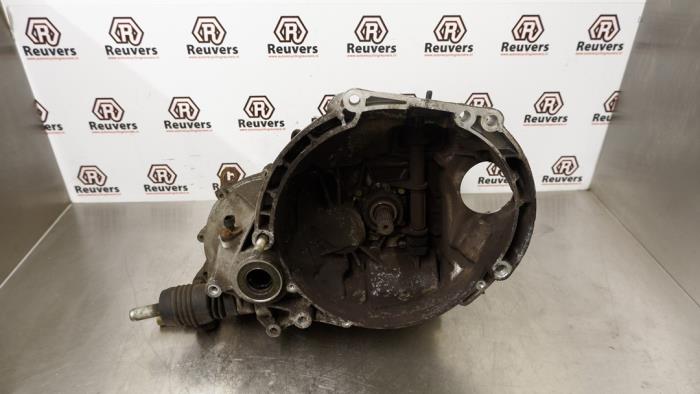 Gebrauchte Getriebe Lada Kalina (1119) 1.6 Preis auf Anfrage angeboten von Autorecycling Reuvers B.V.